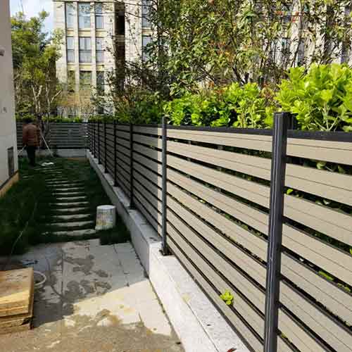 split rail fence Wood Composite Plastic Privacy Garden Decorative Fencing Outdoor WPC Slat Fence Panels