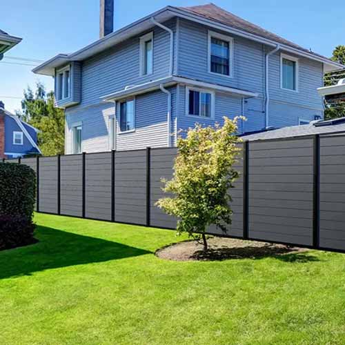 Innovative Beautiful Outdoor Co-extrusion Post Privacy Fence For Yard